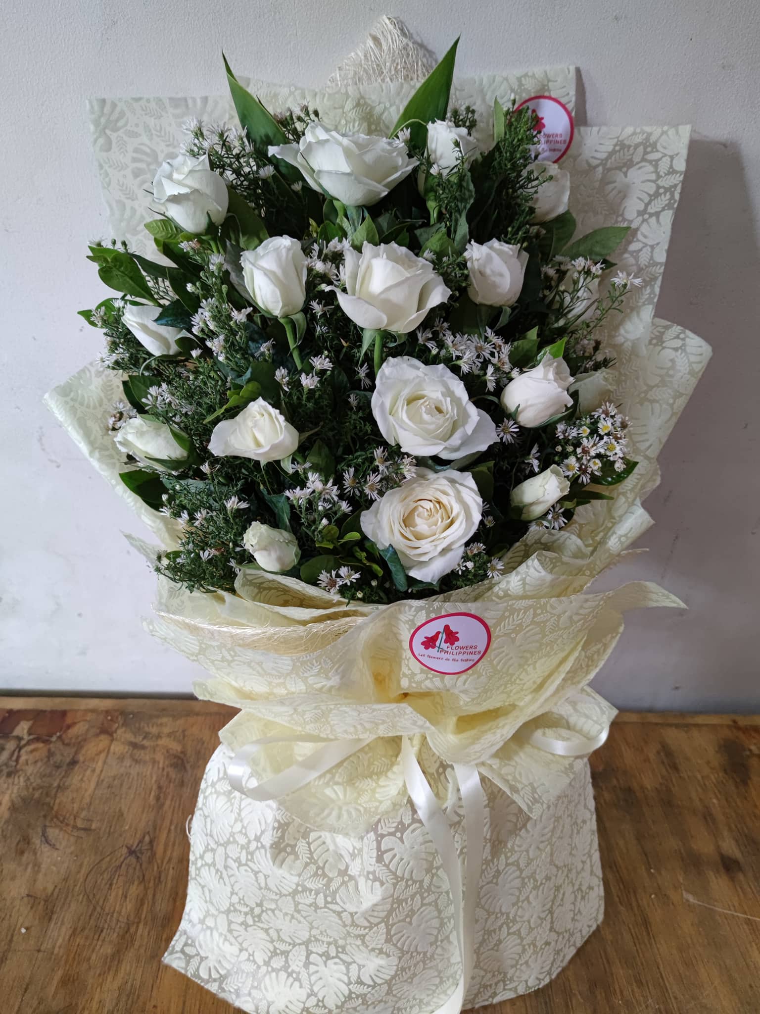 Cagayan White Roses White Roses 1 – Flowers Manila